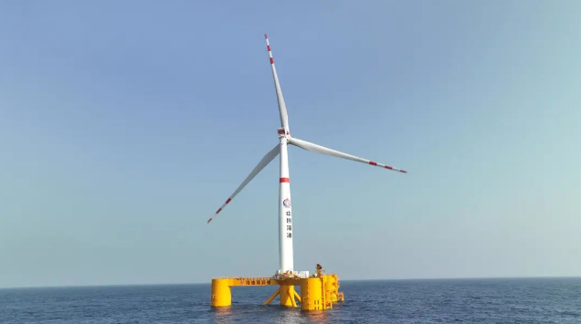 我国首座深远海浮式风电平台“海油观澜号”成功并网投产